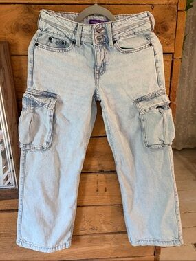 Light Blue Wide-Leg Cargo Jeans for Women - Casual Flare Fit